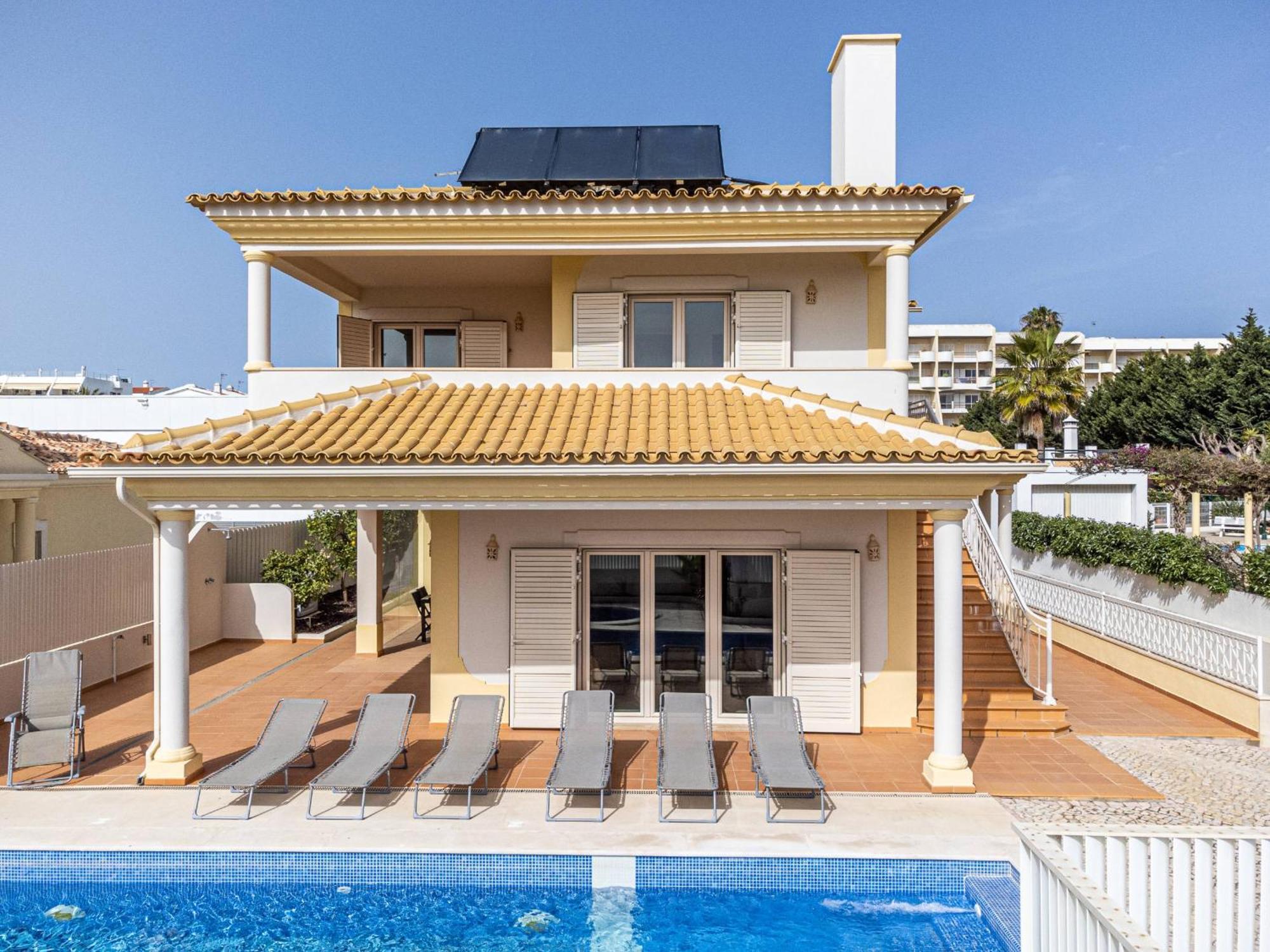 Villa Ribeiro By Hellovacations Albufeira Exterior photo