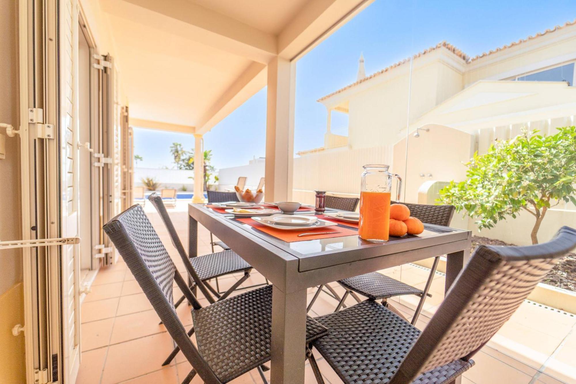 Villa Ribeiro By Hellovacations Albufeira Exterior photo