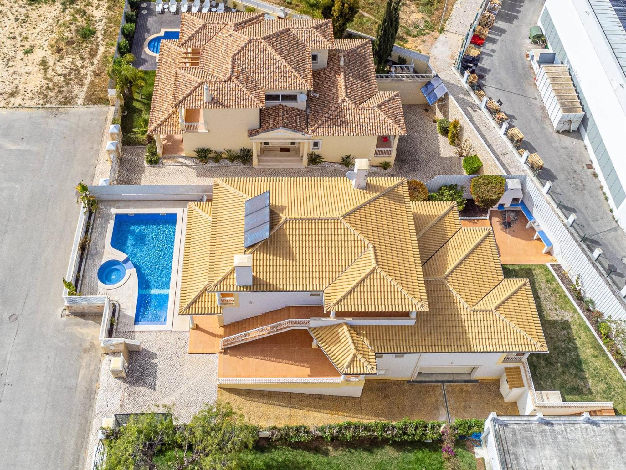 Villa Ribeiro By Hellovacations Albufeira Exterior photo